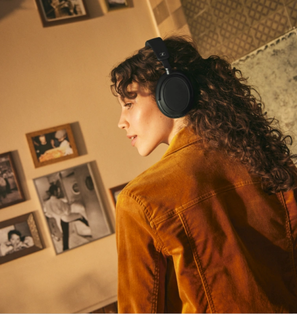 Sennheiser Accentum Plus Black - Image 2